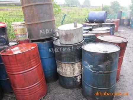 高價(jià)回收各類(lèi)工業(yè)廢油，環(huán)保與收益兼得